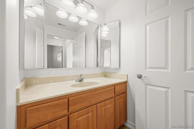 2708 Lake Pointe 209, Spring Valley, CA 91977