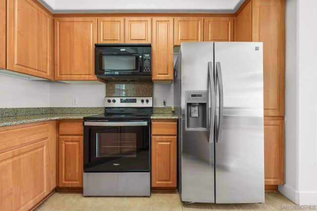 2708 Lake Pointe 209, Spring Valley, CA 91977