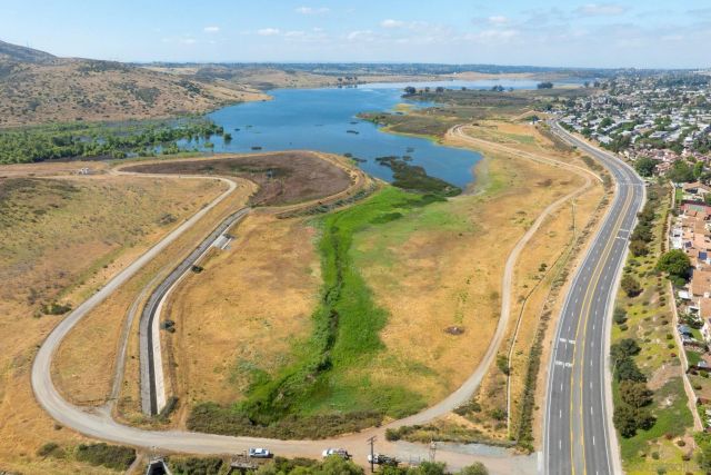 2708 Lake Pointe 209, Spring Valley, CA 91977