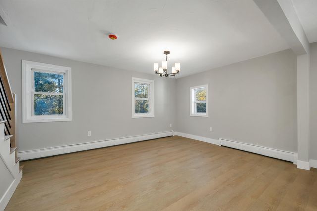 10 Armands Way, Dunbarton, NH 03046