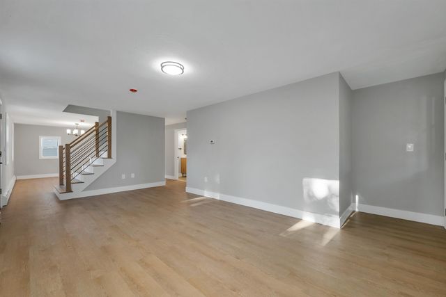 10 Armands Way, Dunbarton, NH 03046