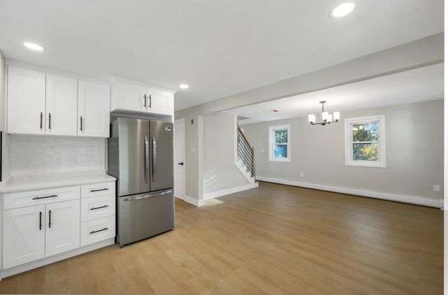 10 Armands Way, Dunbarton, NH 03046