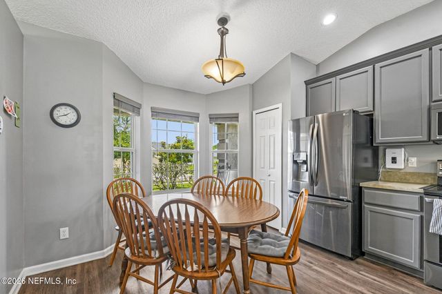 2550 ROYAL POINTE Drive, Green Cove Springs, FL 32043