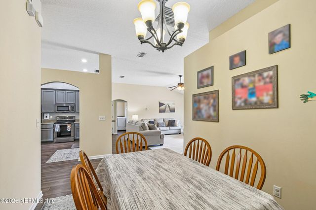 2550 ROYAL POINTE Drive, Green Cove Springs, FL 32043