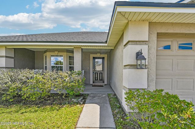 2550 ROYAL POINTE Drive, Green Cove Springs, FL 32043