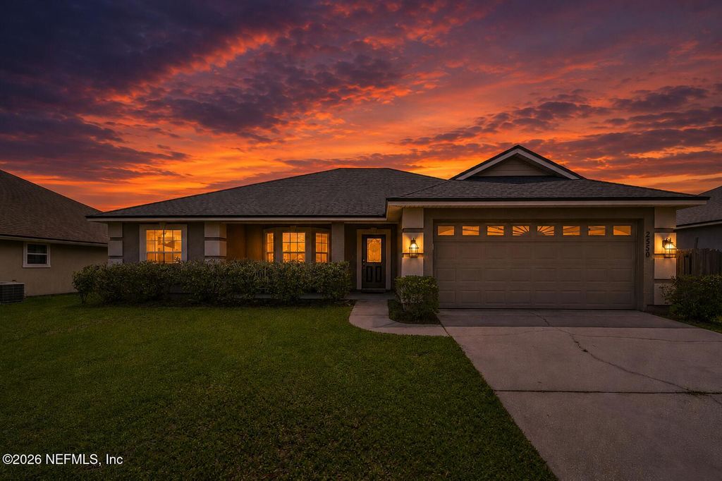 2550 ROYAL POINTE Drive, Green Cove Springs, FL 32043
