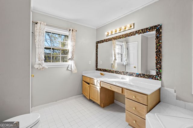 255 Woodstream Drive, Newnan, GA 30265