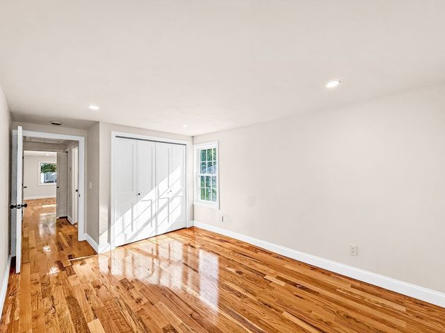 44 Shore Rd, Waltham, MA 02451