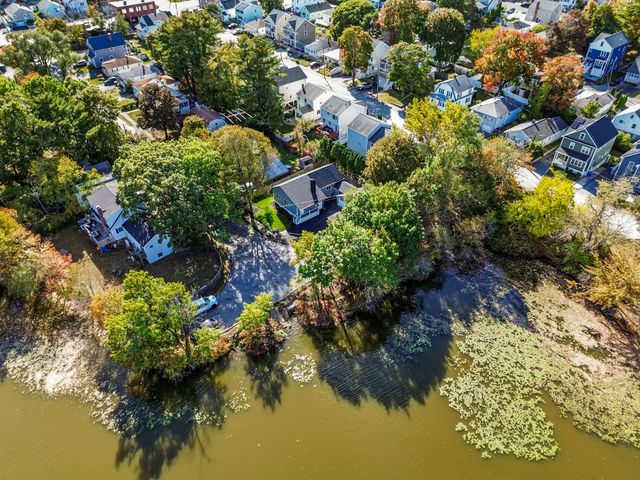 44 Shore Rd, Waltham, MA 02451
