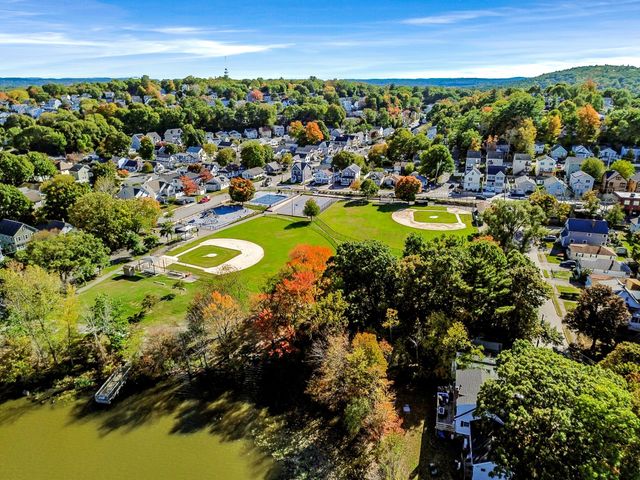 44 Shore Rd, Waltham, MA 02451