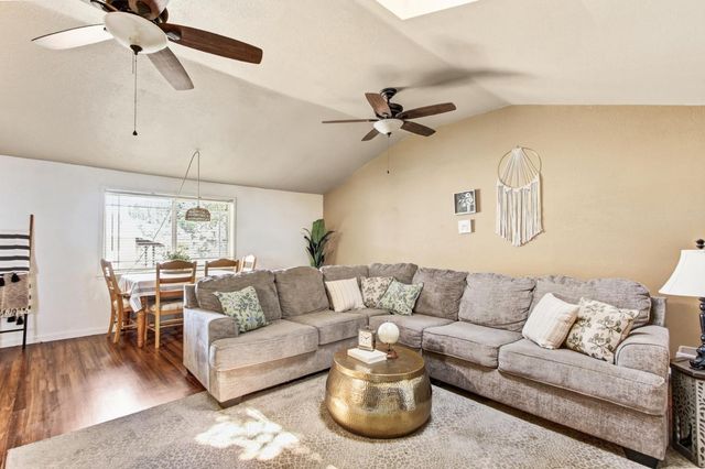 7601 Pratt Ave, Citrus Heights, CA 95610