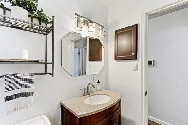 7601 Pratt Ave, Citrus Heights, CA 95610
