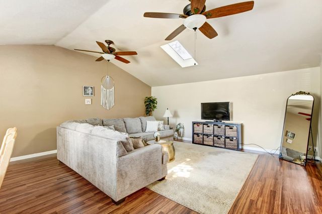 7601 Pratt Ave, Citrus Heights, CA 95610