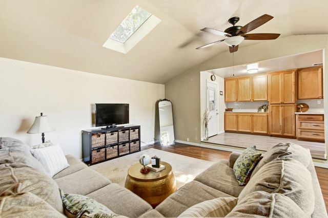 7601 Pratt Ave, Citrus Heights, CA 95610