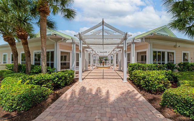 4802 51ST STREET W 510, Bradenton, FL 34210