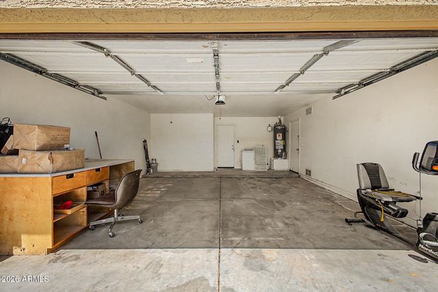 16156 W LATHAM Street, Goodyear, AZ 85338