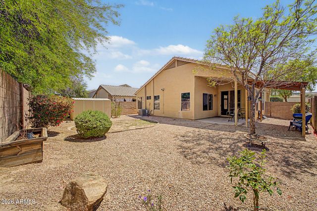 16156 W LATHAM Street, Goodyear, AZ 85338