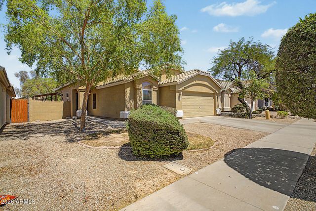 16156 W LATHAM Street, Goodyear, AZ 85338