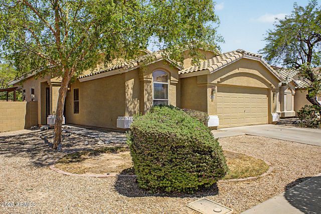 16156 W LATHAM Street, Goodyear, AZ 85338