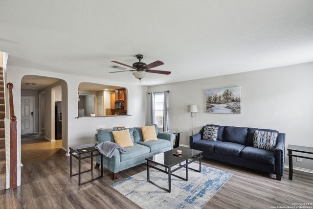 1826 Strawhouse, San Antonio, TX 78245