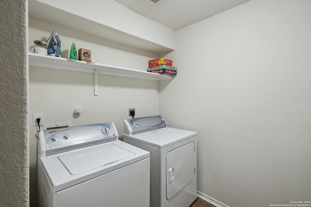 1826 Strawhouse, San Antonio, TX 78245