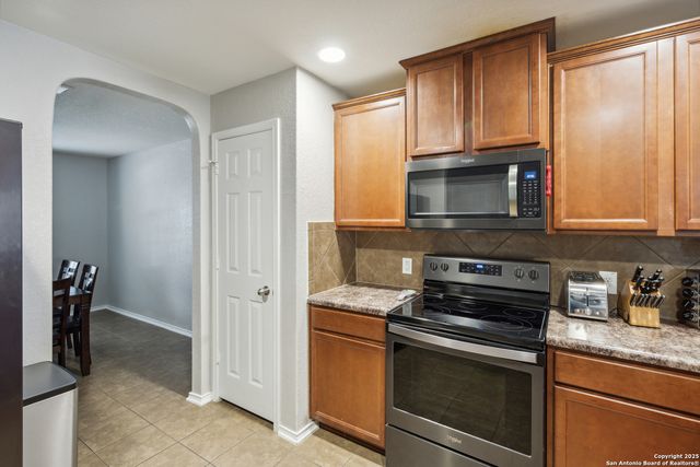 1826 Strawhouse, San Antonio, TX 78245
