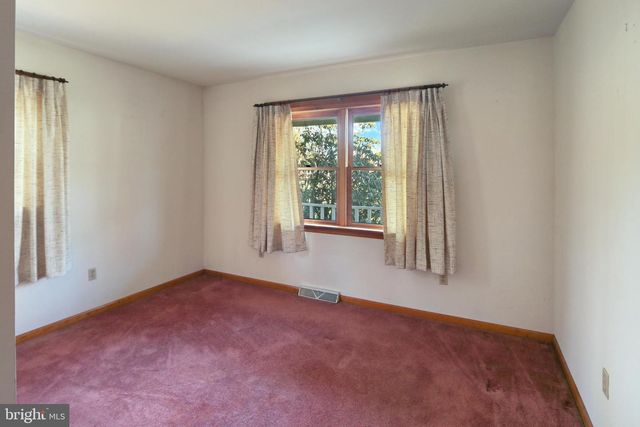 39 W HUNTINGTON CIR, Dover, DE 19904