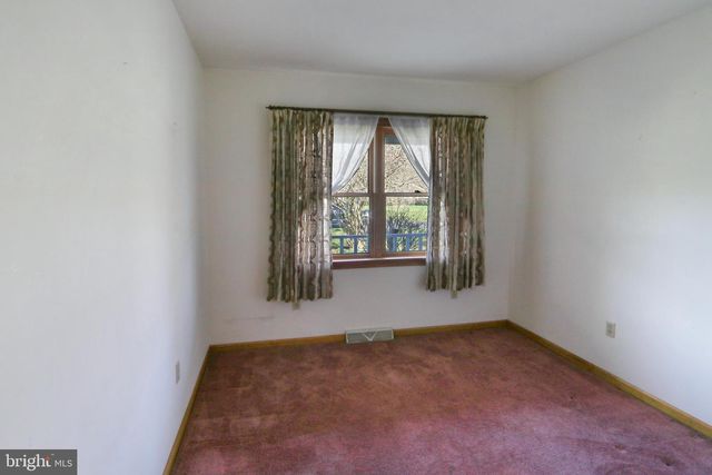 39 W HUNTINGTON CIR, Dover, DE 19904