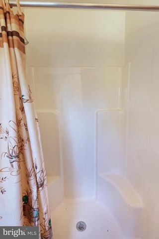 39 W HUNTINGTON CIR, Dover, DE 19904