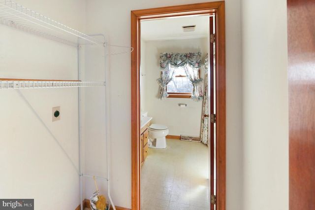 39 W HUNTINGTON CIR, Dover, DE 19904