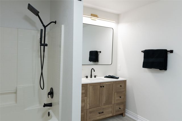 1390 Shores Boulevard, Rockwall, TX 75087