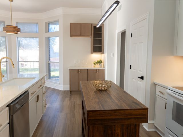 1390 Shores Boulevard, Rockwall, TX 75087