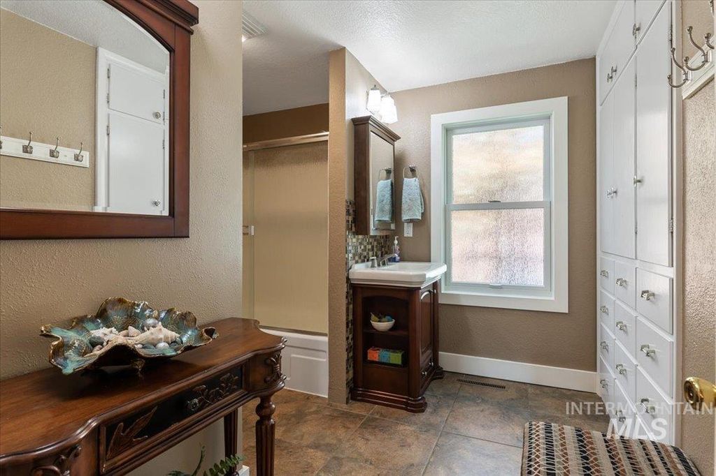 2401 N 26 Th St, Boise, ID 83702 photo 23