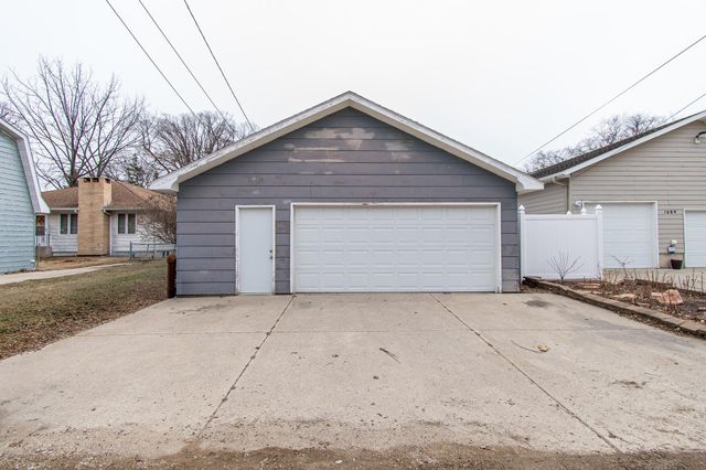 1530 11th Street N, Fargo, ND 58102