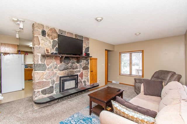 1530 11th Street N, Fargo, ND 58102