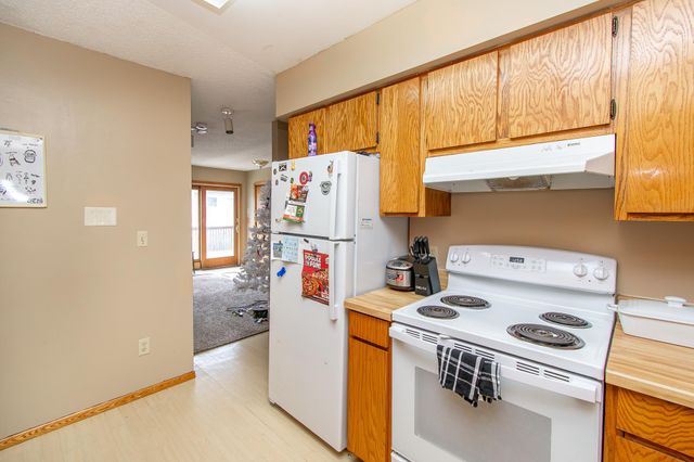 1530 11th Street N, Fargo, ND 58102