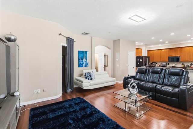 10436 CANARY ISLE DRIVE, Tampa, FL 33647