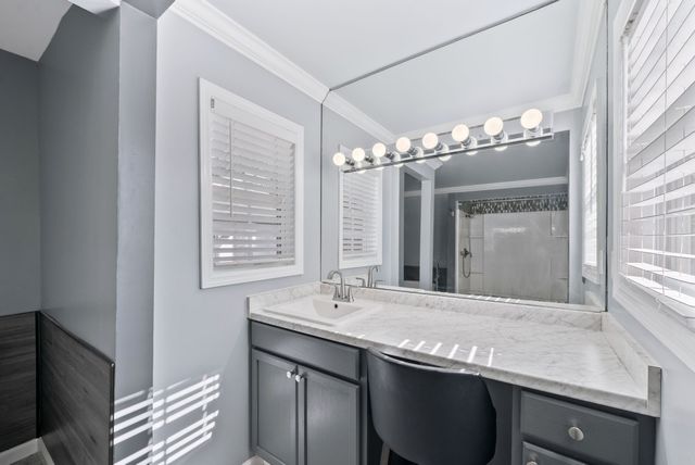 608 Vinson Dr, Nashville, TN 37217