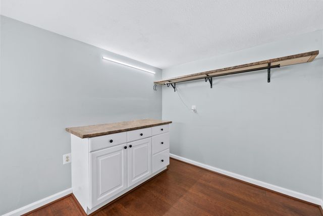 608 Vinson Dr, Nashville, TN 37217