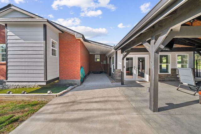 608 Vinson Dr, Nashville, TN 37217