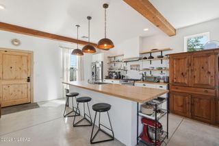 1210 S 9th Avenue, Tucson, AZ 85713