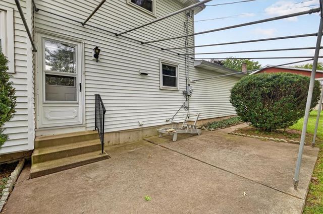 2722 Andrea Drive, Allentown City, PA 18103