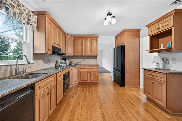 2722 Andrea Drive, Allentown City, PA 18103