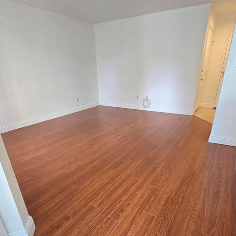 977 Riverside Drive 220, Coral Springs, FL 33071