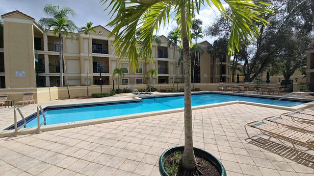 977 Riverside Drive 220, Coral Springs, FL 33071