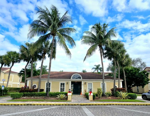 977 Riverside Drive 220, Coral Springs, FL 33071