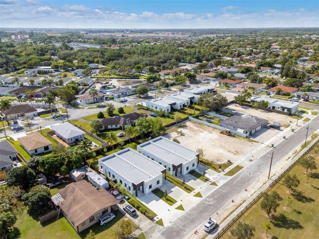 12330 SW 219th St, Miami, FL 33170