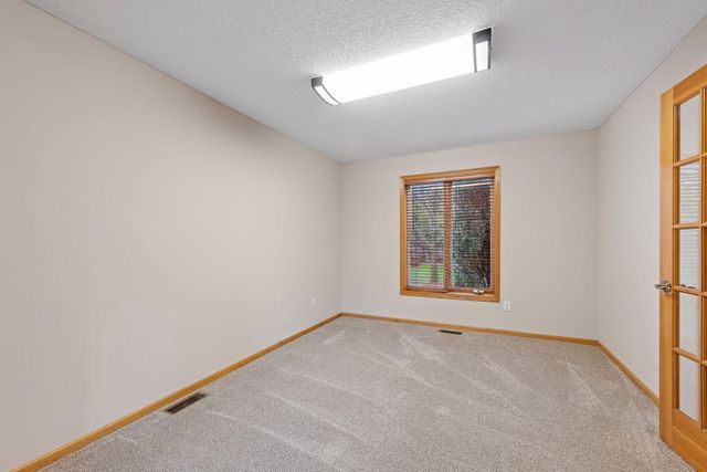 607 Carver Bluffs Parkway, Carver, MN 55315