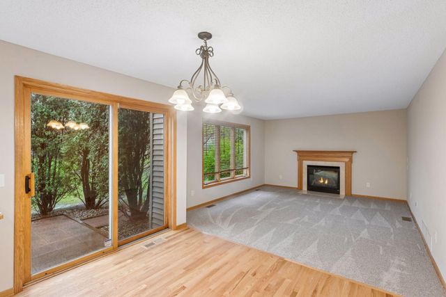 607 Carver Bluffs Parkway, Carver, MN 55315