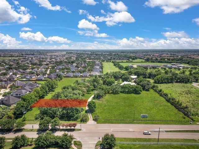 7007 Meadowview Estates Courts, Sugar Land, TX 77479
